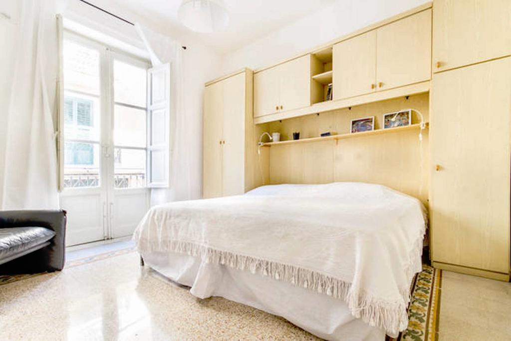 Flat At Cathedral Villa ปาแลร์โม ภายนอก รูปภาพ